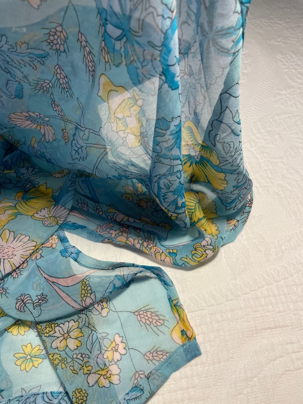 Beach Cover-up. Delicately fabric & flows with lights colors at the beach. - Picture 15 of 16